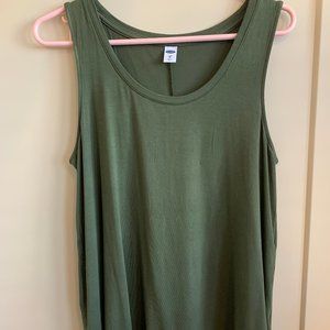 NWOT Old Navy Tank top